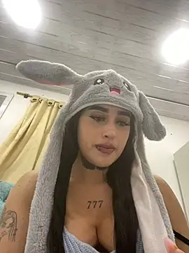 Girl milk7 online show from March 18, 2025, 3:42 am