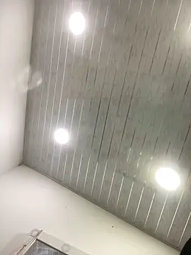 Girl milk7 online show from March 18, 2025, 9:52 am