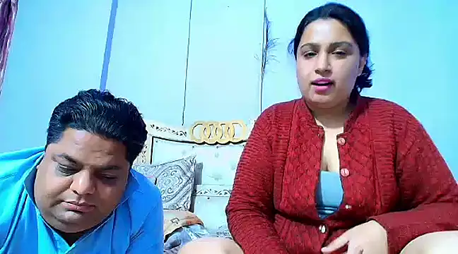 Sophia James online show from March 18, 2025, 2:37 pm
