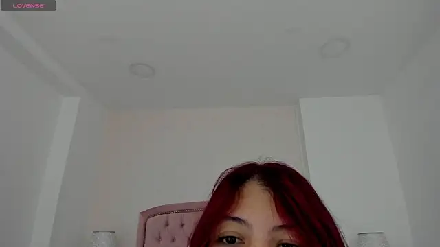 Snapshot of Kendall__Fox chatting on September 9, 2025, 3:50 am Kendall Fox online show from September 9, 2025, 3:50 am