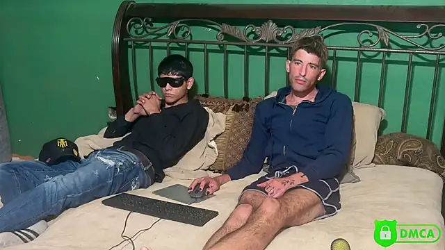 Snapshot of badrolemodelx chatting on March 6, 2026, 4:58 pm badrolemodelx online show from March 6, 2026, 4:58 pm