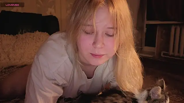 Snapshot of Amy_Kimberlly chatting on October 17, 2025, 12:19 pm Amy Kimberlly online show from October 17, 2025, 12:19 pm