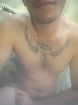 Snapshot of carlospiolinz chatting on May 5, 2026, 12:13 pm carlospiolinz online show from May 5, 2026, 12:13 pm