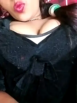 Snapshot of Simrandeshipp chatting on January 30, 2025, 4:13 pm Simrandeshipp online show from January 30, 2025, 4:13 pm