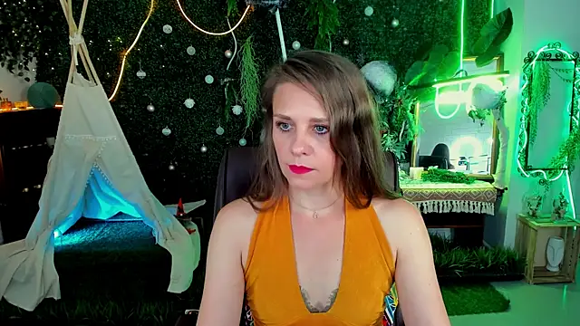 EmiliaBedy online show from May 27, 2026, 9:06 am