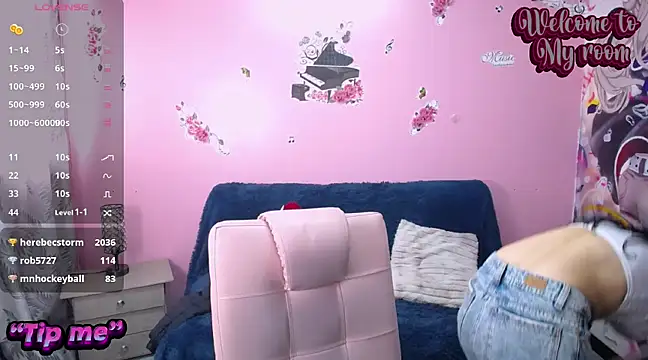 Snapshot of Sofii_cutee chatting on January 25, 2025, 6:35 pm Sofii cutee online show from January 25, 2025, 6:35 pm