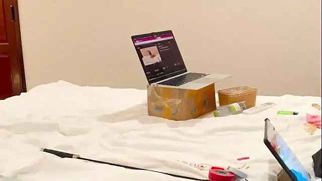 Snapshot of Cucked_Sissy_Bitch chatting on September 10, 2025, 5:46 pm Cucked Sissy Bitch online show from September 10, 2025, 5:46 pm