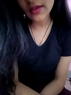 Tanu-00 online show from December 4, 2025, 4:11 am