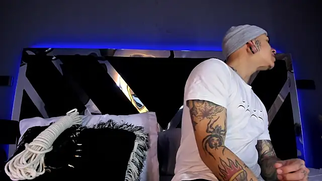 kaletattoo online show from February 8, 2025, 7:38 pm