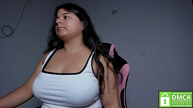 Little Shaara online show from October 17, 2025, 9:50 pm