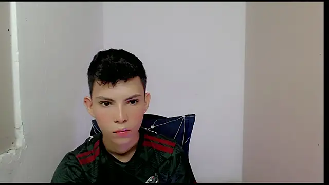 Alexxx lov online show from March 14, 2025, 12:40 pm