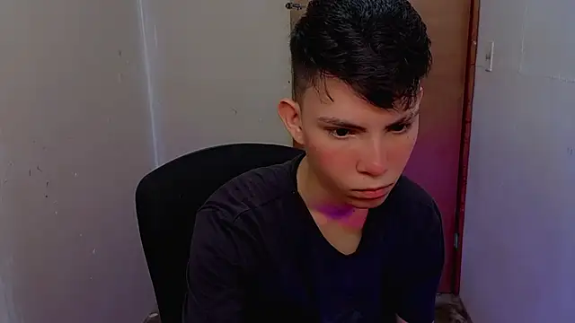 Alexxx lov online show from February 16, 2026, 12:23 pm