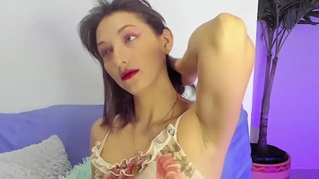 vicky  skinny 1 online show from March 9, 2025, 12:20 pm