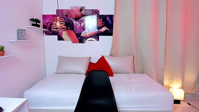 Snapshot of Karime_Oil chatting on March 7, 2025, 7:27 pm Karime Oil online show from March 7, 2025, 7:27 pm