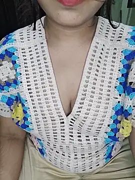 JANVI MISHRA1 online show from May 18, 2026, 7:09 pm