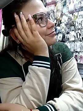 Vale Saenzz online show from February 11, 2026, 12:48 am