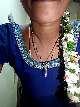 Snapshot of TeluguammayiMahi chatting on April 21, 2026, 10:45 pm TeluguammayiMahi online show from April 21, 2026, 10:45 pm