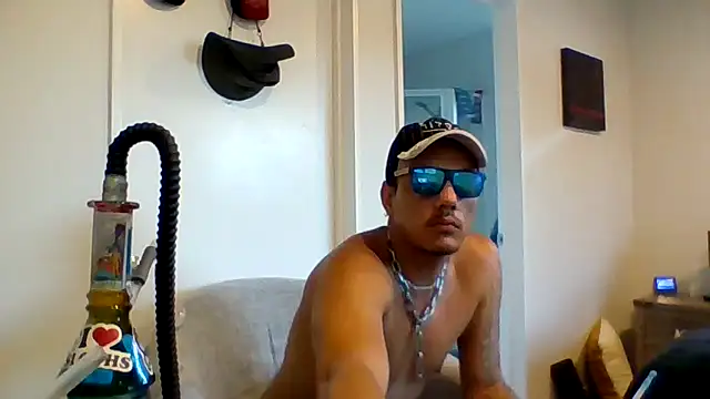 Snapshot of TAIZWRLD chatting on January 5, 2026, 5:38 pm TAIZWRLD online show from January 5, 2026, 5:38 pm
