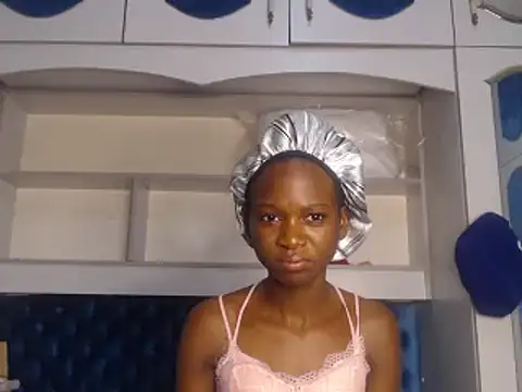 YoungDiva69 online show from February 19, 2025, 8:31 pm