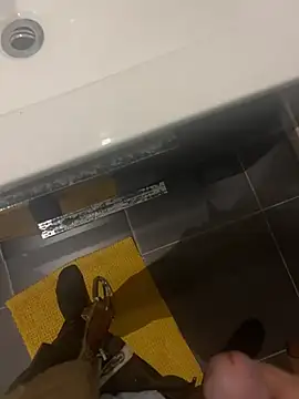 yannusgir33 online show from February 19, 2026, 10:17 pm