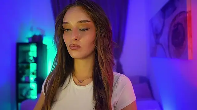 Snapshot of Clara_Nia chatting on November 1, 2025, 7:49 pm Clara Nia online show from November 1, 2025, 7:49 pm