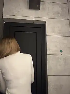 Sweet Pussy2024 online show from February 11, 2025, 6:11 pm