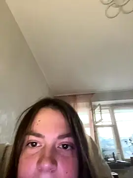 Snapshot of DearAlise chatting on October 27, 2025, 9:46 am DearAlise online show from October 27, 2025, 9:46 am