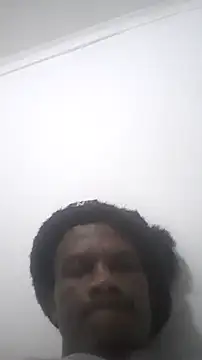 diablok1705 online show from September 30, 2025, 3:22 am