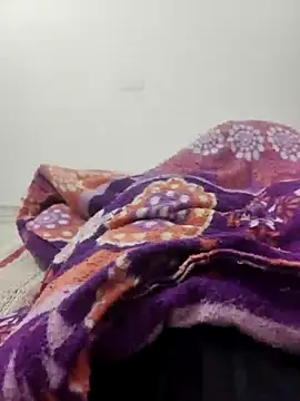 xmanrawan2 online show from February 4, 2025, 5:12 pm