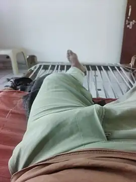 xmanrawan2 online show from September 14, 2025, 2:54 am