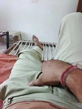 xmanrawan2 online show from September 16, 2025, 9:21 am