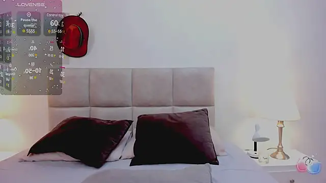 MelodyWinx online show from February 26, 2025, 6:43 pm