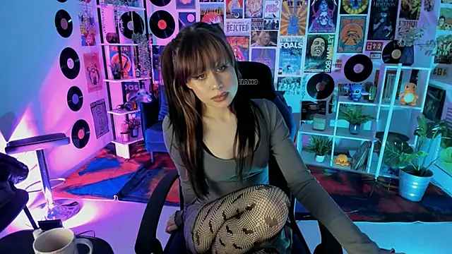 MisaPage online show from March 2, 2025, 9:01 pm