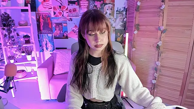 MisaPage online show from March 3, 2025, 6:01 pm