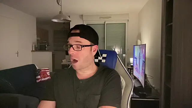 Funnyjul31 online show from January 30, 2025, 6:00 pm