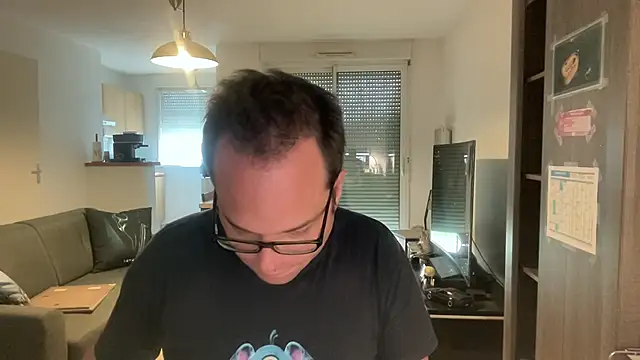 Funnyjul31 online show from April 1, 2026, 2:03 pm