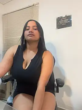 Snapshot of my_cam chatting on January 30, 2025, 11:24 pm my cam online show from January 30, 2025, 11:24 pm