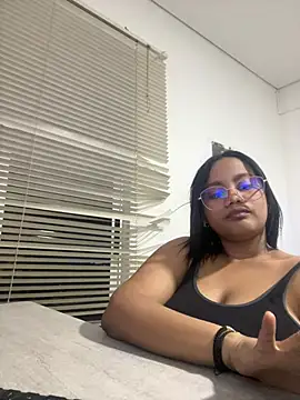 Snapshot of my_cam chatting on February 27, 2025, 11:04 pm my cam online show from February 27, 2025, 11:04 pm