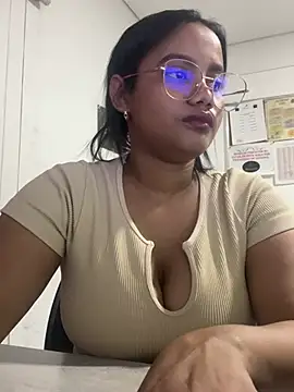 Snapshot of my_cam chatting on March 19, 2025, 9:37 pm my cam online show from March 19, 2025, 9:37 pm