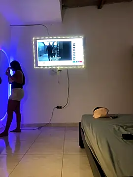 Snapshot of my_cam chatting on October 25, 2025, 7:08 pm my cam online show from October 25, 2025, 7:08 pm