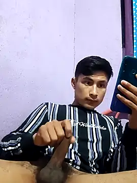 Snapshot of EduardoEspinoza12 chatting on December 3, 2025, 8:45 am EduardoEspinoza12 online show from December 3, 2025, 8:45 am