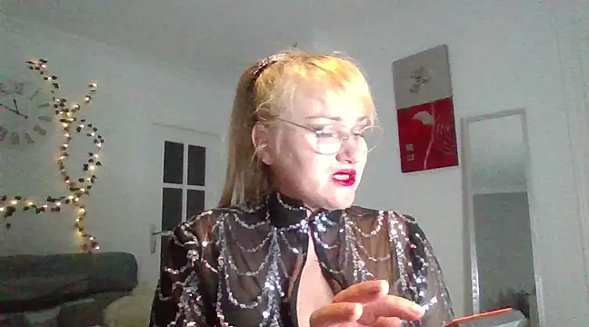 Luzia-Sal online show from February 13, 2025, 11:15 pm