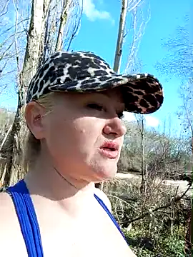 Luzia-Sal online show from February 16, 2025, 2:54 pm