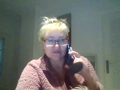 Luzia-Sal online show from March 2, 2025, 6:51 pm