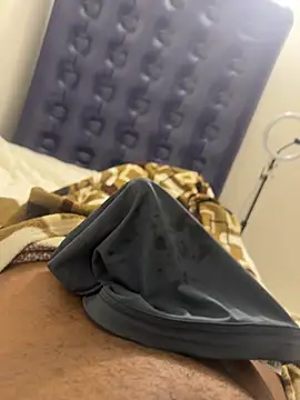 Snapshot of jhonnes_ chatting on February 28, 2025, 4:10 am jhonnes online show from February 28, 2025, 4:10 am