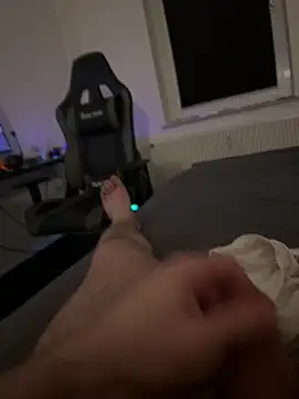 Snapshot of Mo_2003 chatting on February 8, 2025, 2:58 am Mo 2003 online show from February 8, 2025, 2:58 am