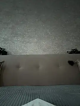 LillySquirtShot online show from July 23, 2026, 11:13 pm