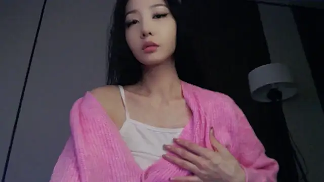 Snapshot of Fudzik0 chatting on February 9, 2026, 6:50 am Fudzik0 online show from February 9, 2026, 6:50 am