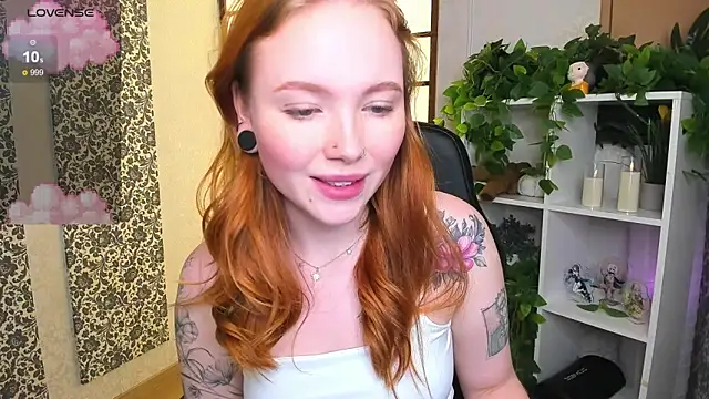 Maya Light online show from February 23, 2025, 1:35 am