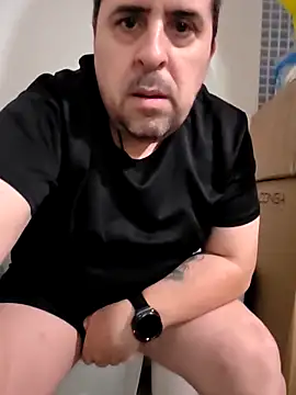 Usame como quieras online show from April 14, 2026, 7:03 am